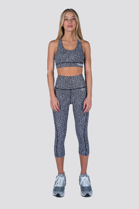 Split Flare Pocket Leggings - Black
